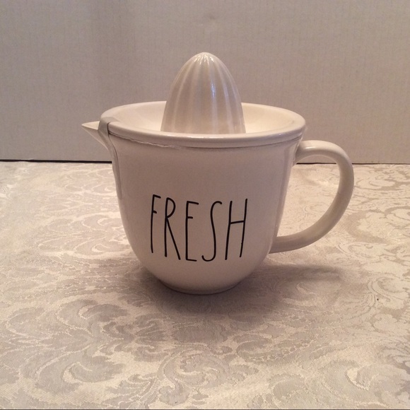 Rae Dunn Other - Rae Dunn FRESH Juicer